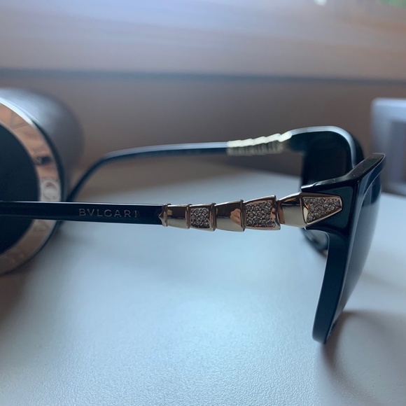 Bvlgari Sunglasses - Black - Picture 2 of 7
